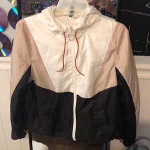 Super cute H&M multitone windbreaker